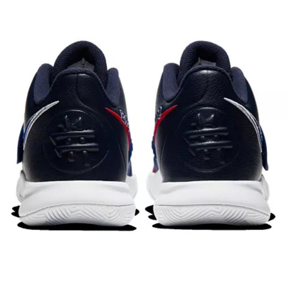 Nike Men's Kyrie Flytrap III Basketball Sneakers - Picture 13 of 15